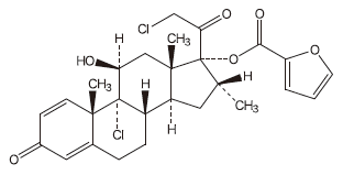 アズマネックス（モメタゾンフランカルボン酸エステル）の構造式